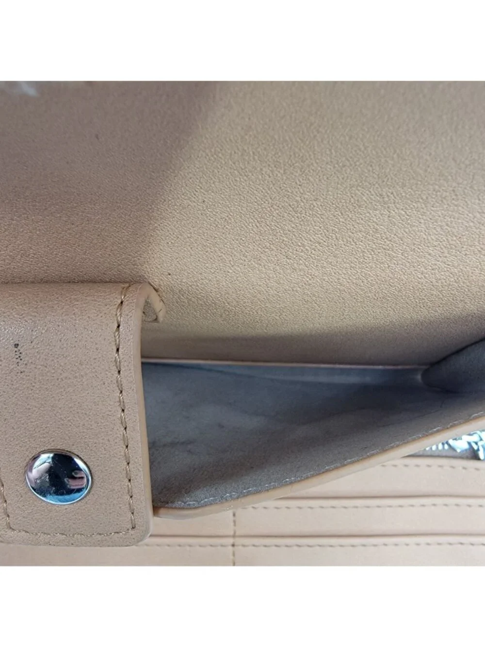 Cork Tri-Fold Organizer Wallet Wristlet
